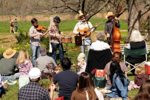 Bottom Dwellers performing at Farm Fresh to You March 2011
